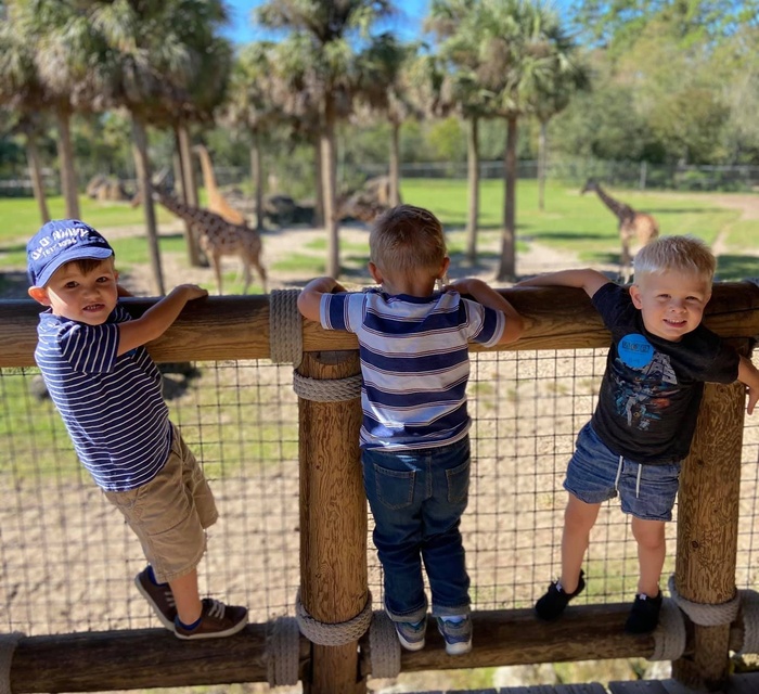 Intracoastal MOMS Club Activities & Service